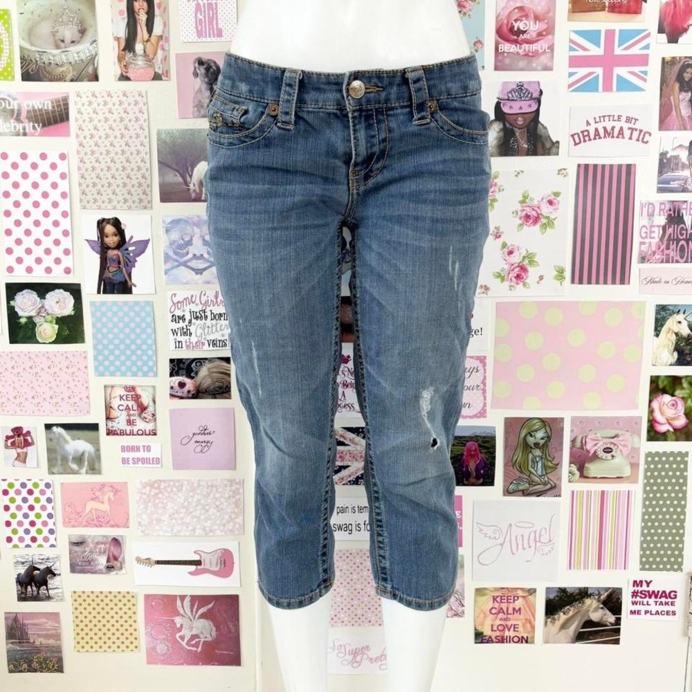 seven7‎ low rise distressed denim capris size 8